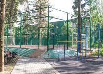 Спортивная площадка, поселок таунхаусов Елочка